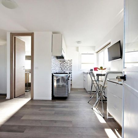 Romantic Attic With Terrace Over Rome Bagian luar foto